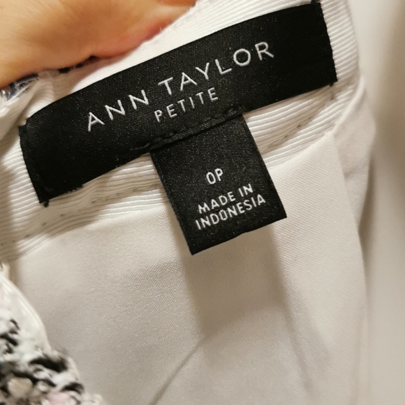 Ann Taylor skirt - Picture 4 of 4